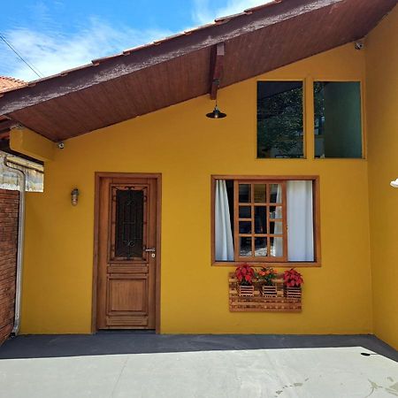 Casa 2 Quartos บอมบินญัส ภายนอก รูปภาพ