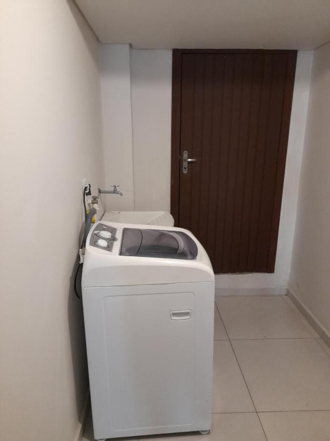 Casa 2 Quartos บอมบินญัส ภายนอก รูปภาพ